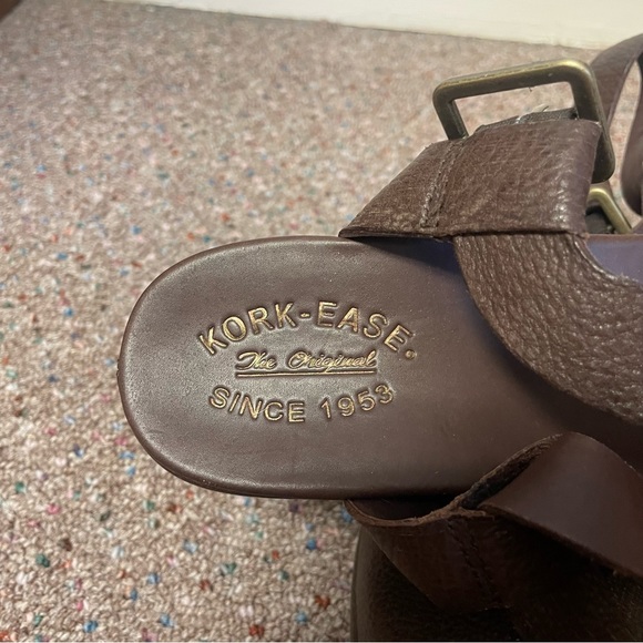 Kork-Ease Women’s Sandals Size 9M Straps Leather Upper Brown Buckle - Picture 2 of 5